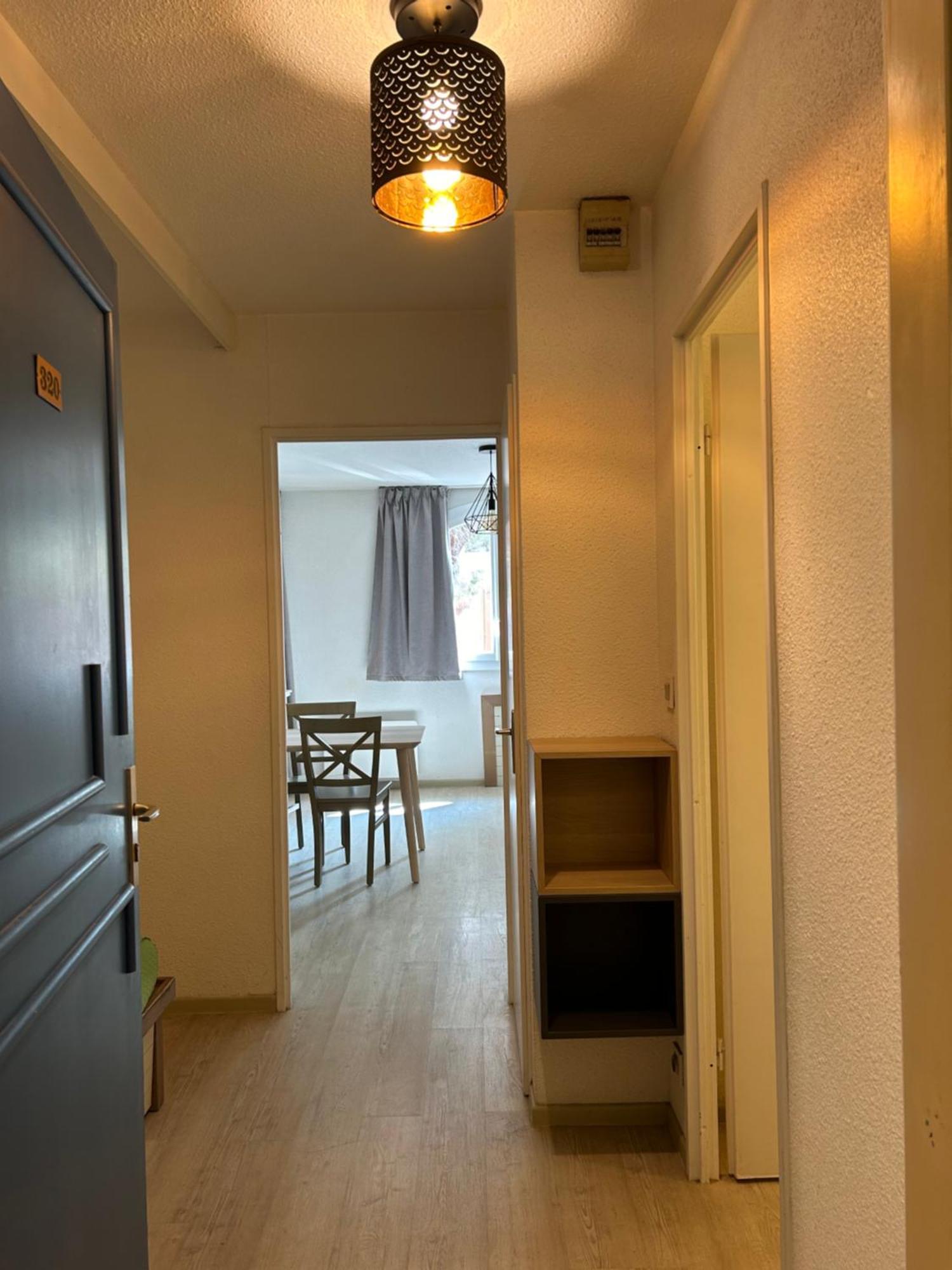 Au Coeur Du Domaine Apartment Saint-Raphaël